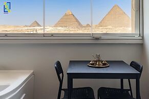 Xuru Stays I Jacuzzi Studios @ The Pyramids