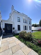 Windsor Villas by Pureserviced