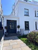 Windsor Villas by Pureserviced