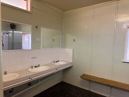 Hay Caravan Park