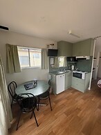 Hay Caravan Park
