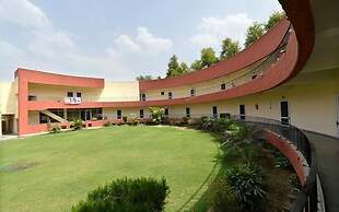 Magpie Tourist Resort