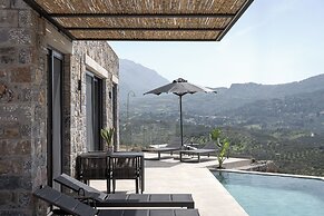Neromai Cave Luxury Villas