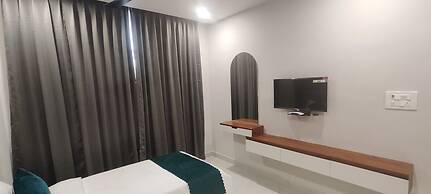Vaishnavi Inn
