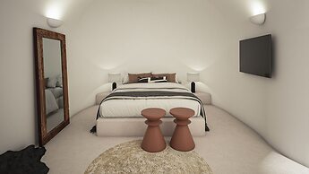 You and Me Suites Oia