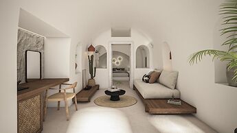You and Me Suites Oia