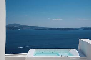 You and Me Suites Oia
