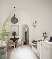 You and Me Suites Oia