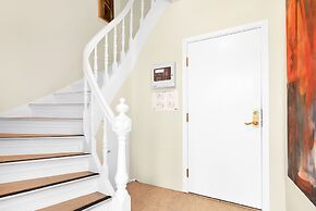 Central Guest House