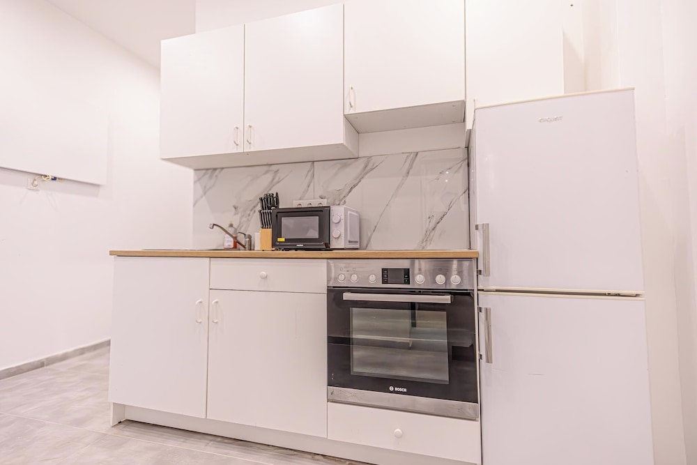 4BR Shared Apt 10Min Walk to Westbahnhof