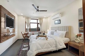 The Onyx by Parfait Street