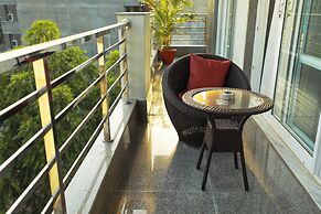 The Onyx by Parfait Street