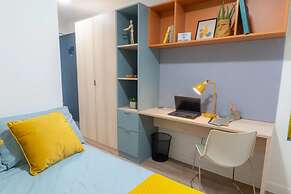 For Students Only - Signal Place