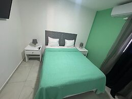 Hotel tropic pop