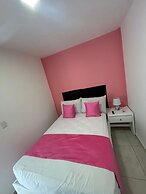 Hotel tropic pop