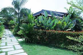 Hong Sau Resort