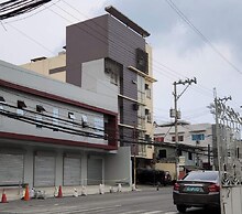 Lorenzzo Suites Hotel