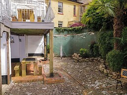 The Coach House Apartment