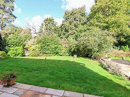 Brook Lodge