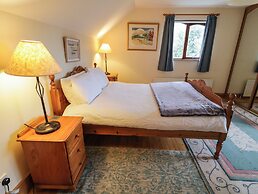 Tudor Lodge