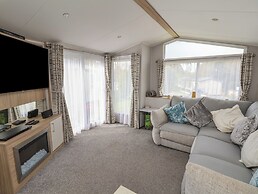Woodlands Lodge