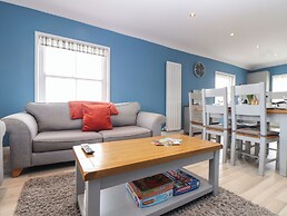 Flat 2 Niles Place