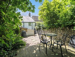 Queen's Cottage