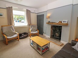 Queen's Cottage