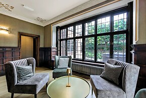 Tudor Grange