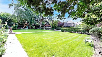 Tudor Grange