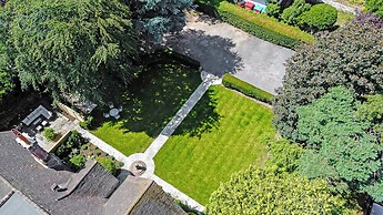 Tudor Grange