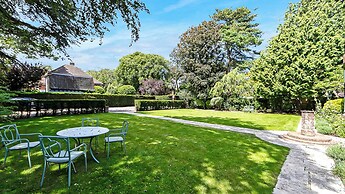 Tudor Grange