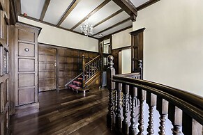 Tudor Grange