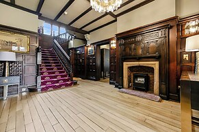 Tudor Grange