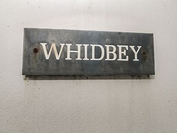 Whidbey Luxury Apartment