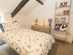 Half Pint Cottage