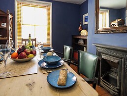 Georgian Hideaway