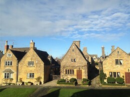 Broadway Cottage