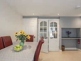 43 Hyfrydle Road