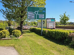 28 Long Quay