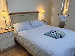 Lighthouse Cottage