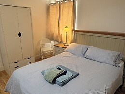 Lighthouse Cottage