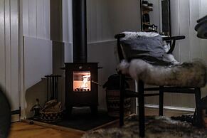 Ling Farm Retreat