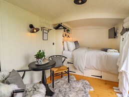 Ling Farm Retreat
