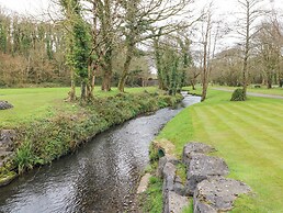 Touchwood Lodge