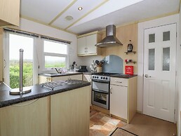 Tir Glyn Caravan