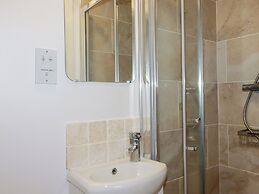 Apartment 6