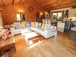 Jemima Lodge