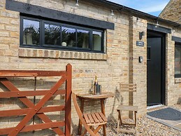 Hadrian Barn 1
