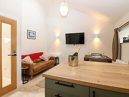 Hadrian Barn 1